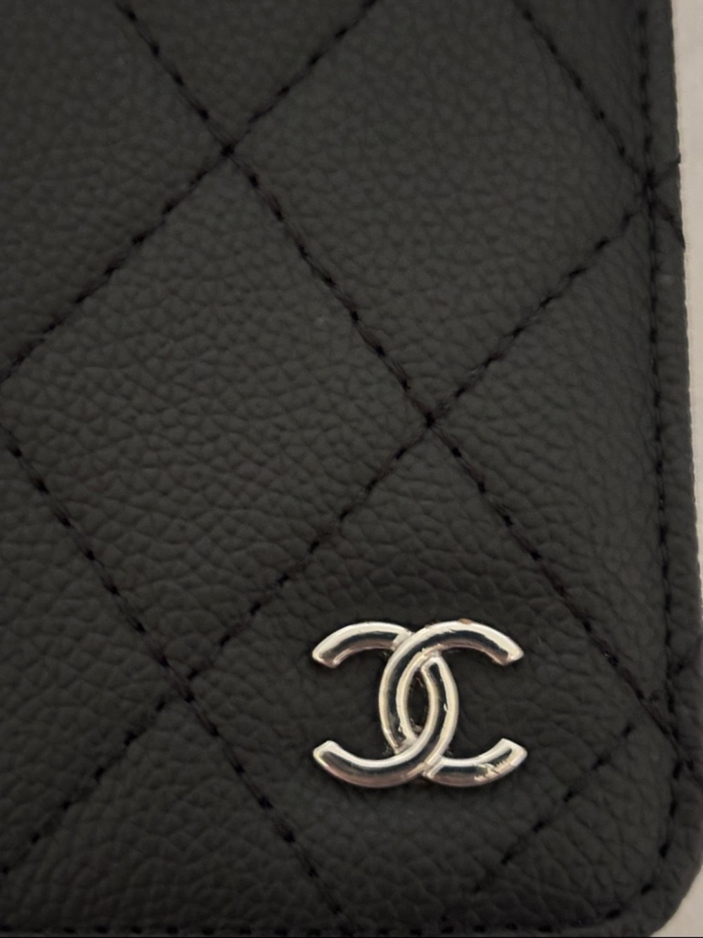 Chanel VIP Passport Wallet - Picture 2 of 7